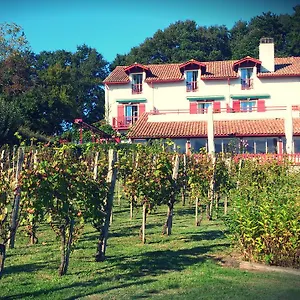 La Ferme Ostalapia Bed & Breakfast Ahetze